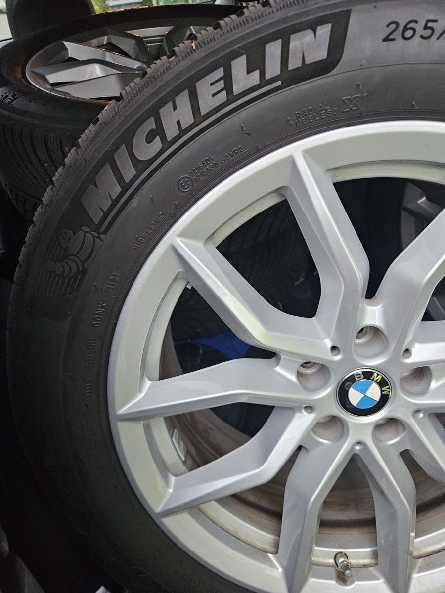 Michelin Pneus & Roues: Komplett Räder Mishelin – D'occasion à Zürich par DemiSu