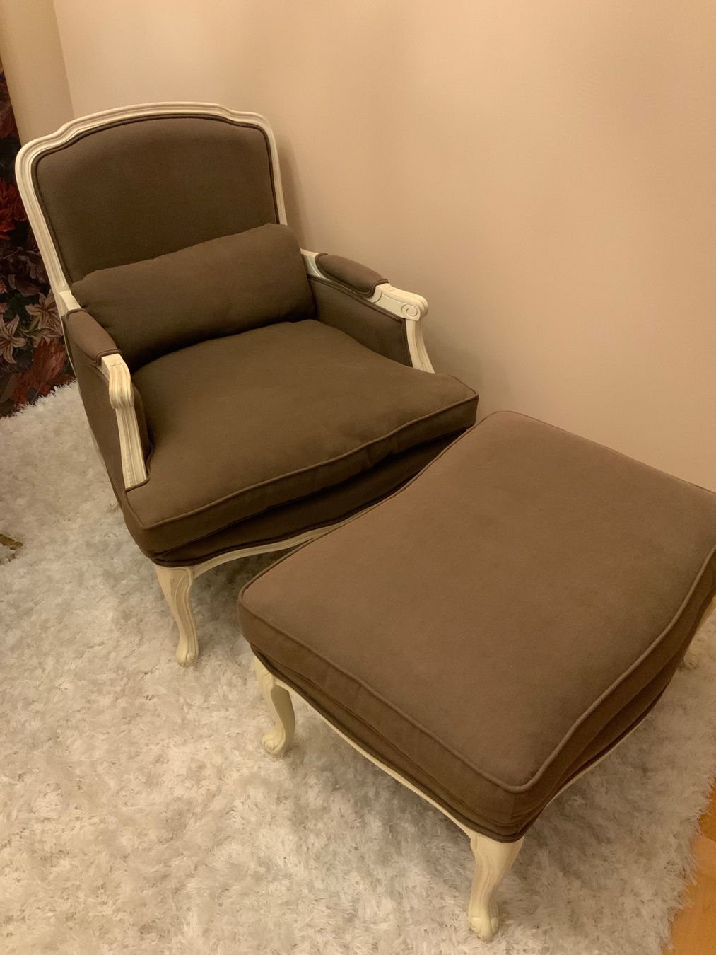 Poltrone: Sessel mit Hocker – Usato da Oberwil-Lieli venduto da Gloria112