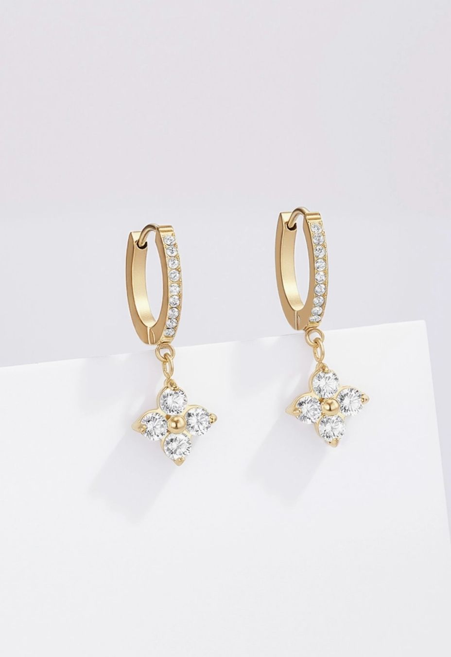 Orecchini pendenti & Orecchini a lobo: Damen Ohrringe – Gold – Nuovo e nell'imballaggio originale da Triesen venduto da toney2000