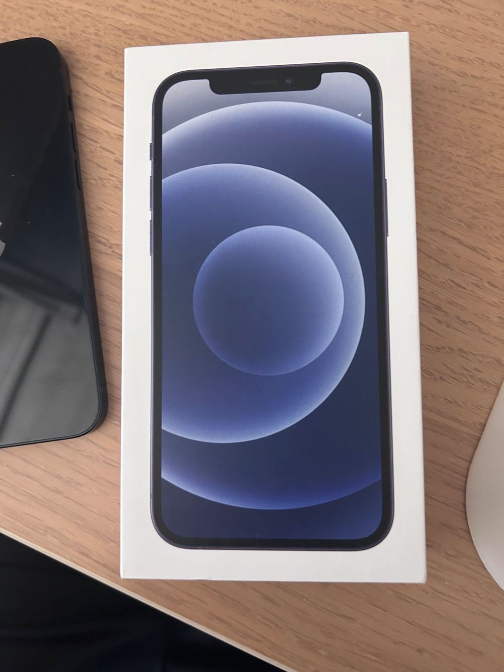 Apple Telefoni cellulari / Smartphones: iPhone 12; 64GB; 85% Akkuzustand – Usato da Schaffhausen venduto da luc_gtg7 1
