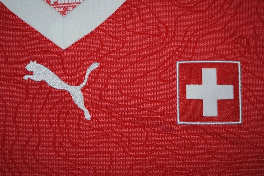 Schweizer Nati Maillots de corps & Pantalons: ORIGINAL SCHWEIZ NATI TRIKOT 2018/20 PUMA XL – Neuf (Voir description) à Zürich par TRIKOTKAISER 2
