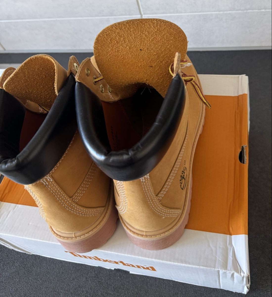 Timberland Scarpe da uomo: Timberland Boots Size 44 – Nuovo (secondo la descrizione) da Lausanne venduto da Kel_04 3