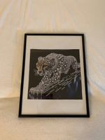 Der silberne Gepard aus Diamantenmalerei
