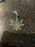 Ketten Anhänger NEU Marihuana Blatt