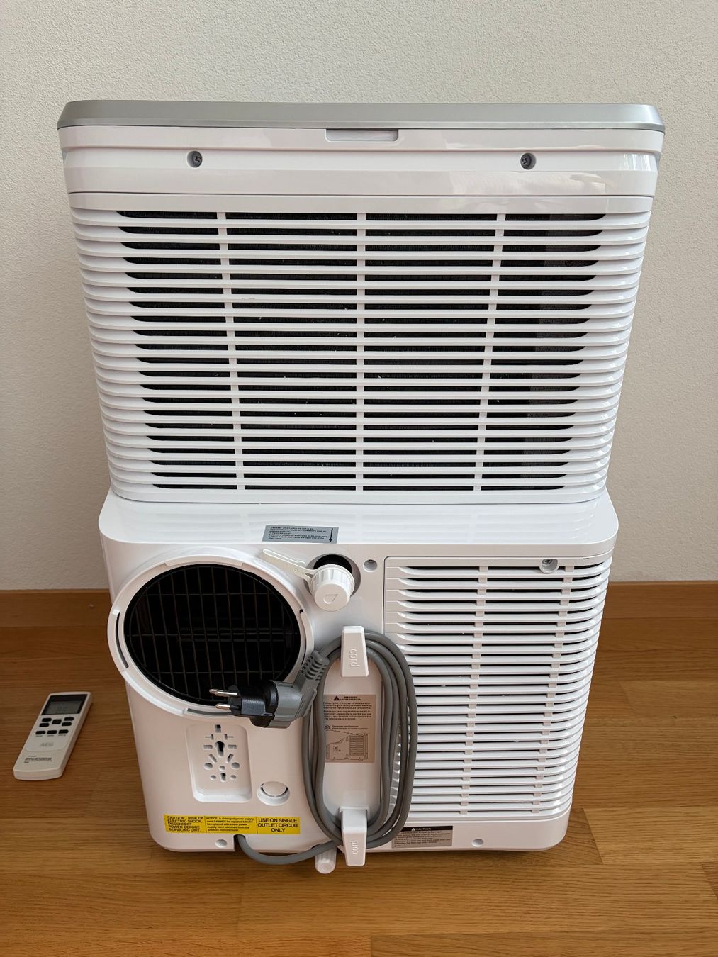 Condizionatori: Klimagerät AEG Chill­Flex Pro 12000 BTU/h – Usato da Zürich venduto da flo_6fq9 1