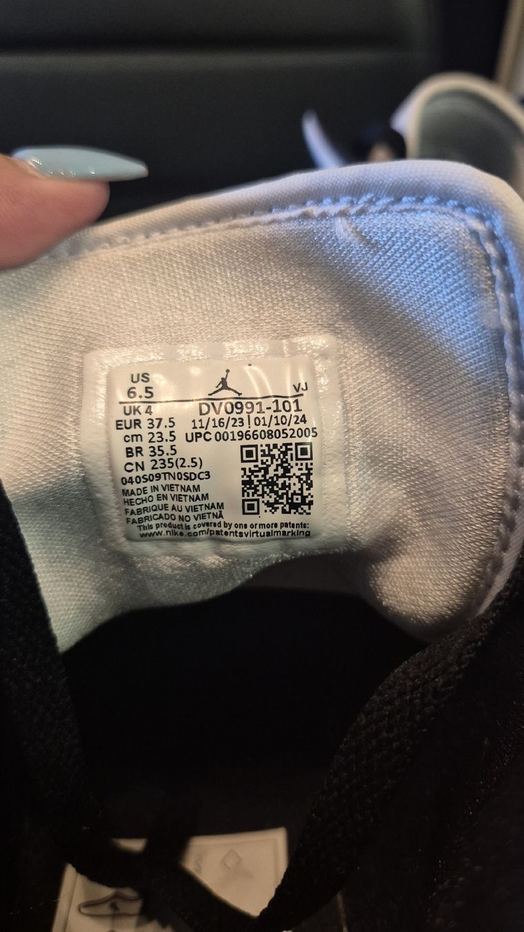 Damenschuhe: Jordan 1 Mid Black White EU 37.5 – Neu (gemäss Beschreibung) aus Luzern von damienglinel 3