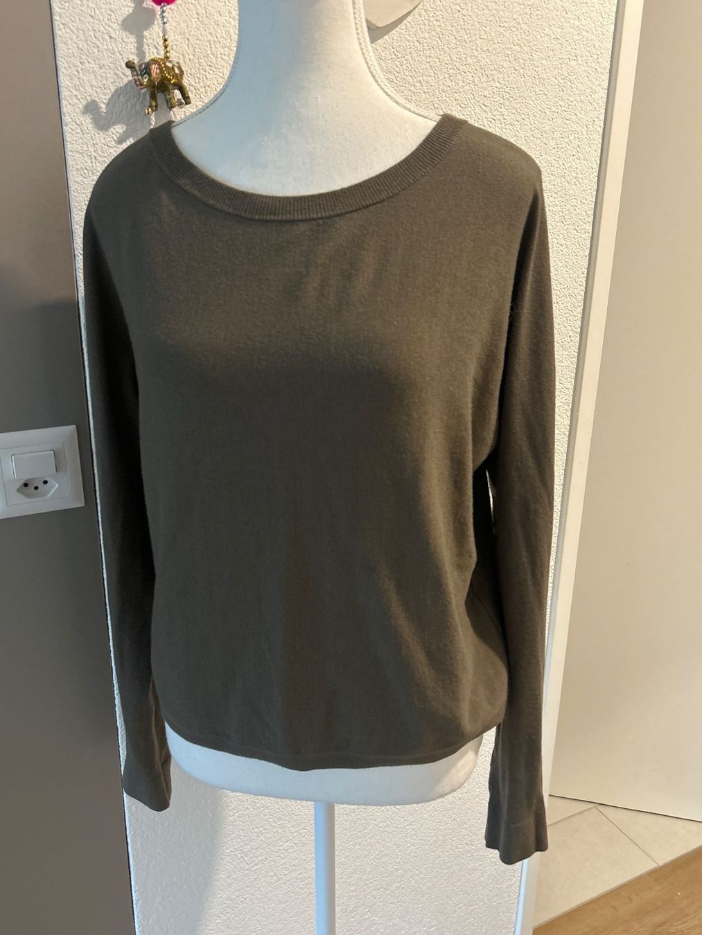 Comma Maglioni & Felpe: Damen Strickpullover olivgrün langarm von Comma Gr. 34 – Usato da Brunnen venduto da Nala2929 3