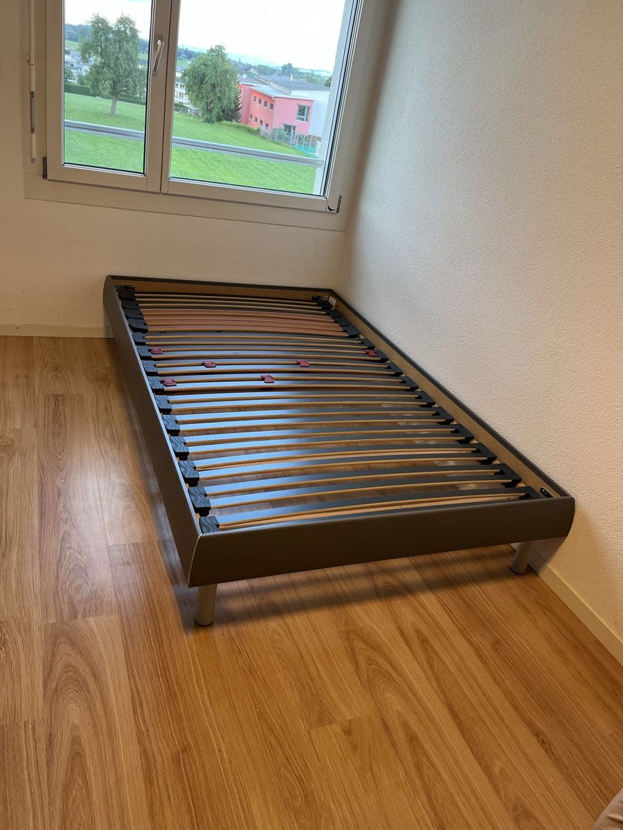 Letti: 1200 x 2000 mm Bett mit Lattenrost – Usato da Neuenkirch venduto da til_8phm 2