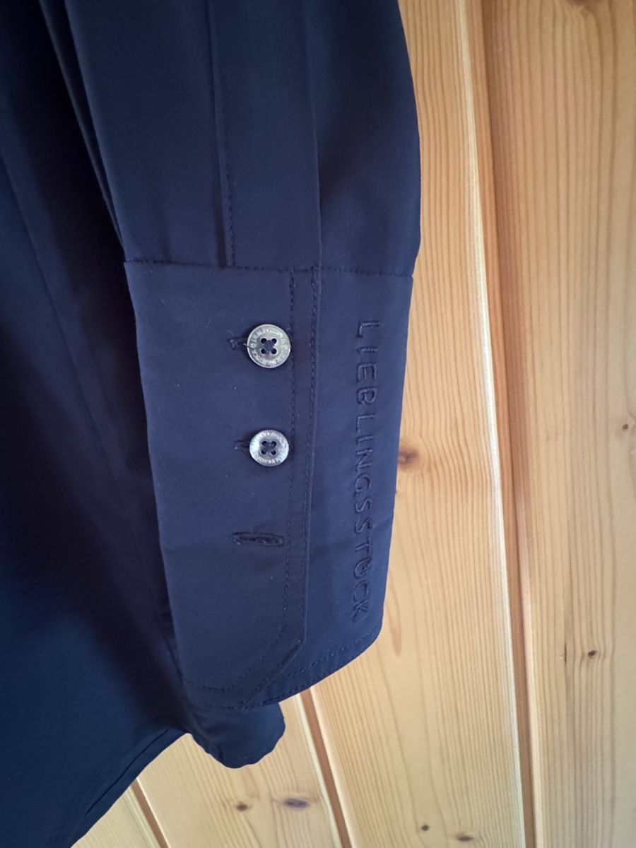 Lieblingsstück Blusen: Edle Bluse von Lieblingsstück in dunkelblau – Neu (gemäss Beschreibung) aus Oberegg von bro_r9z6 3