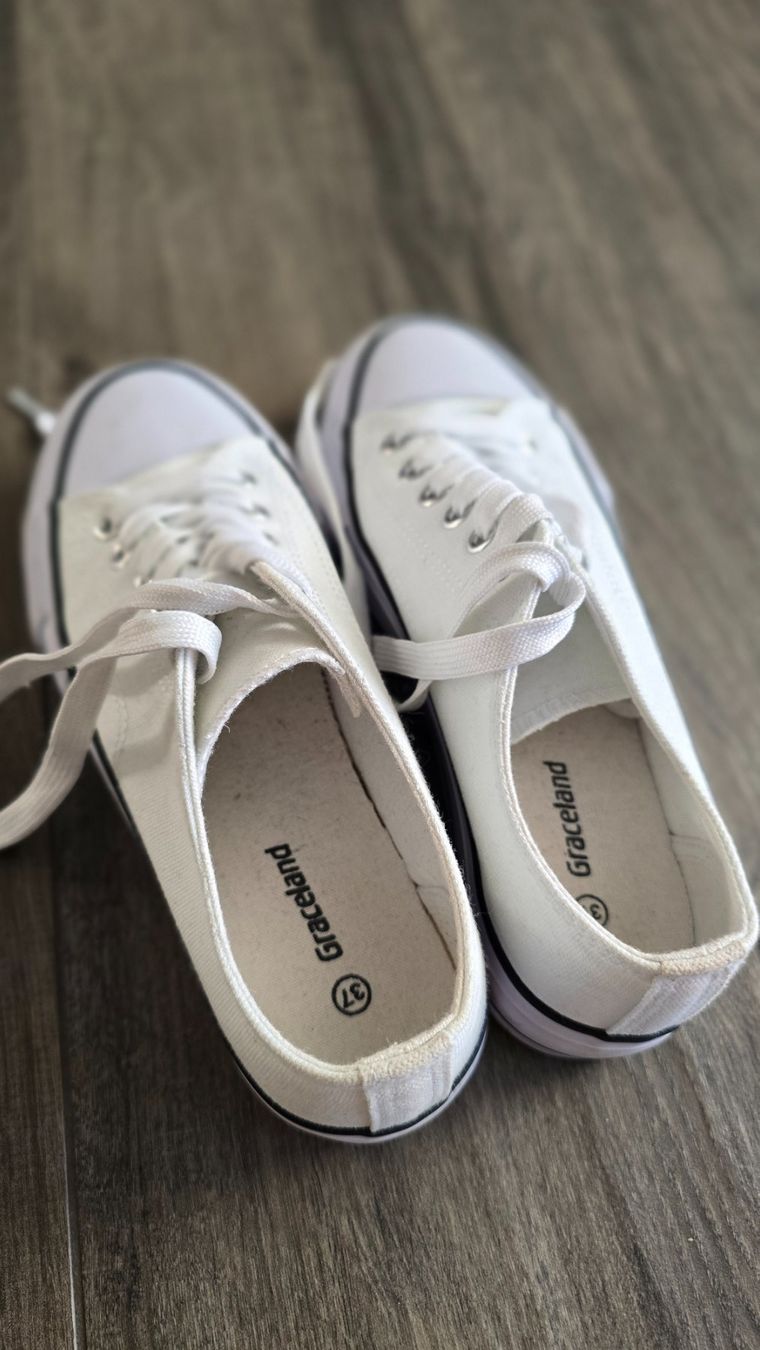 Skechers Scarpe da donna: Damen Sneakers weiss Grösse 37 – Usato da Gretzenbach venduto da Kim_0431 3