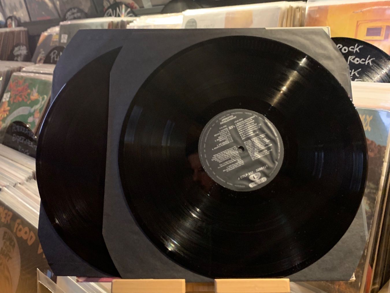 Dischi in vinile: ARRESTED DEVELOPMENT - UNPLUGGED...OG UK 1993 EX/EX LP – Usato da Gals venduto da Diskopatshop 2