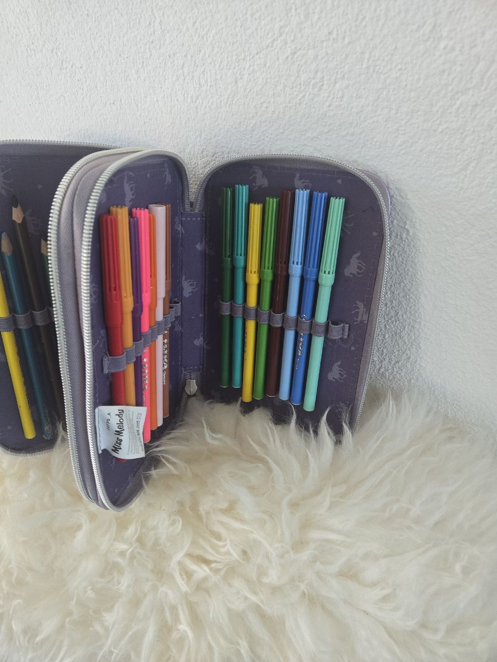Plumiers: Etui Miss Melody – D'occasion à Hausen am Albis par car_gdt8 6