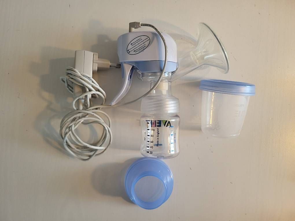 Philips Accessori per l’allattamento: Philips Avent Elektrische Milchpumpe – Usato da Schlieren venduto da 17JB 1