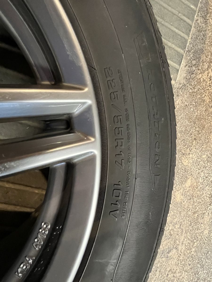 Mercedes-Benz Pneus & Roues: Mercedes Winterräder – D'occasion à Lichtensteig par Trisi0 7