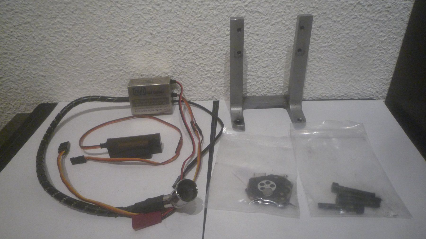 RC Modellbau: Alter NGH 38ccm Viertakt-Motor – Gebraucht aus Alberswil von stoecklireto 5
