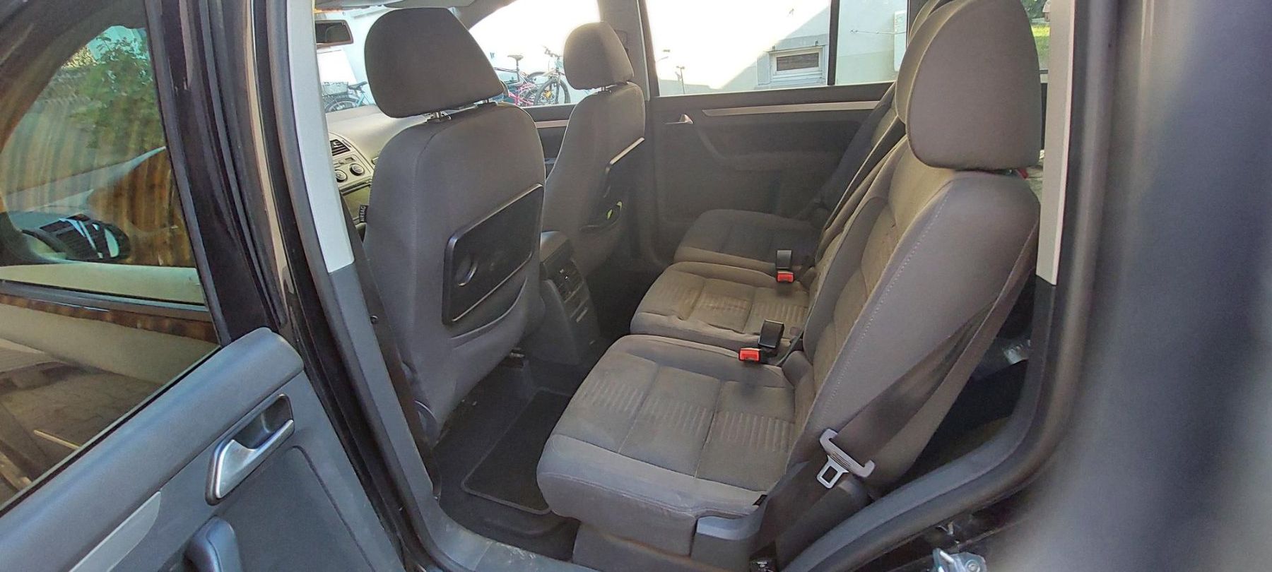 Automobili: VW Touran TSI 1.4 – Usato da Uster venduto da Taschenbier 4