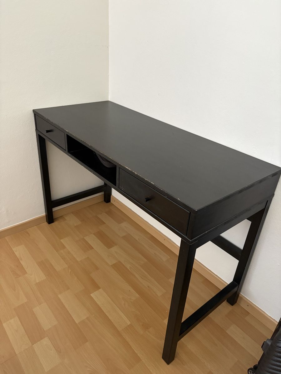 Bureaux: Wooden table  – D'occasion à Zürich par dem_7nxr 1
