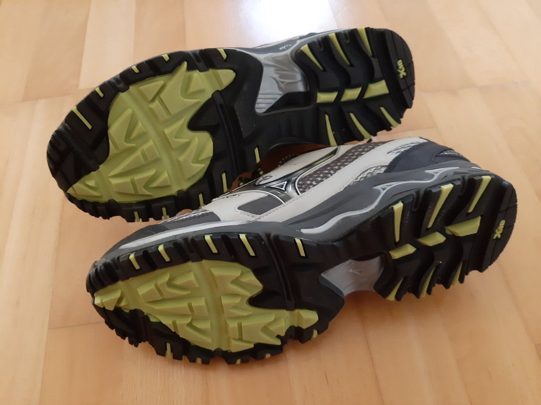 Mizuno Scarpe da donna: Mizuno Trekkingschuh Damen Grösse 40.5 – Nuovo (secondo la descrizione) da Ostermundigen venduto da prr848 3