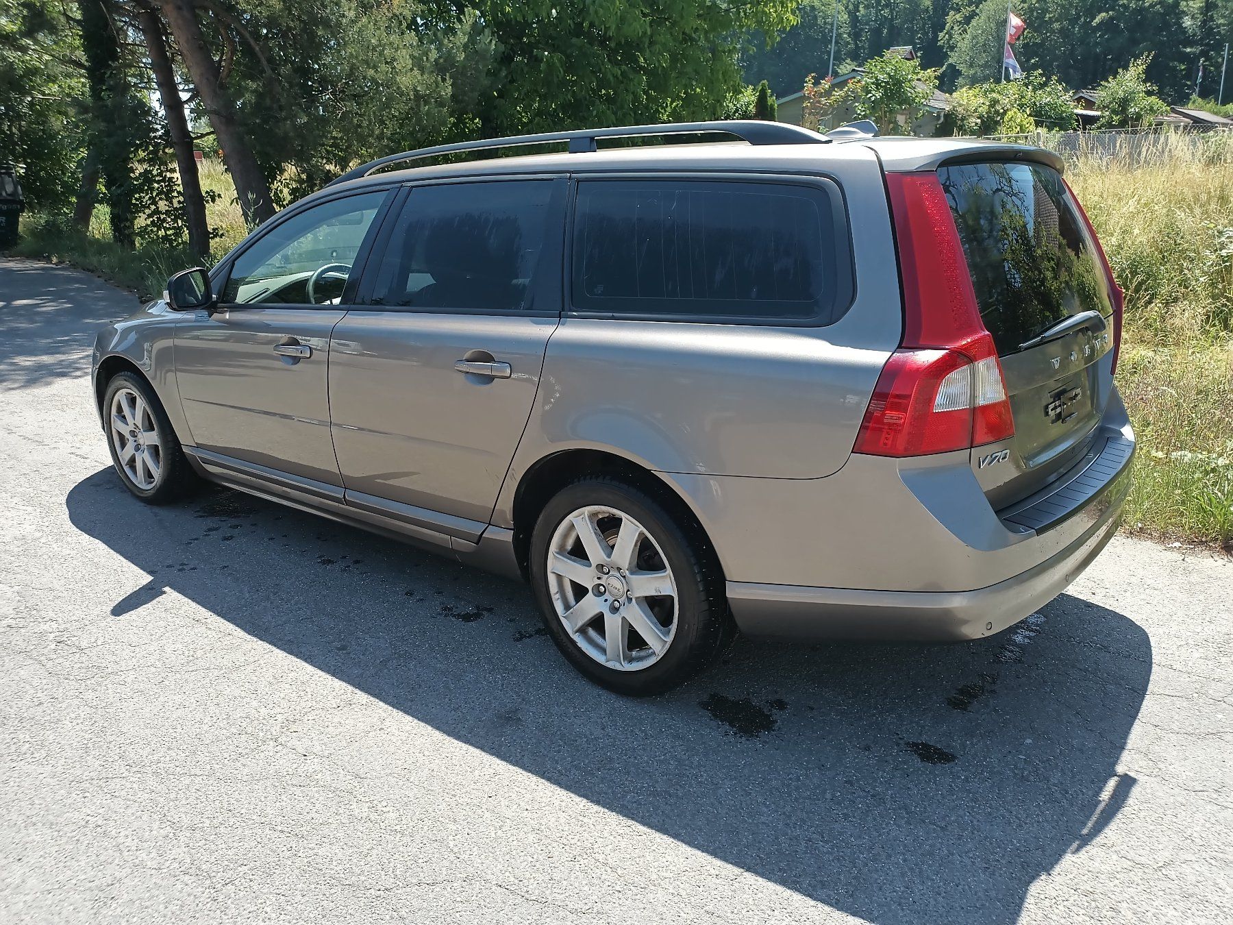 Volvo Autos: Volvo V70 III D5 – Gebraucht aus Biel/Bienne von Deutz6206A 9