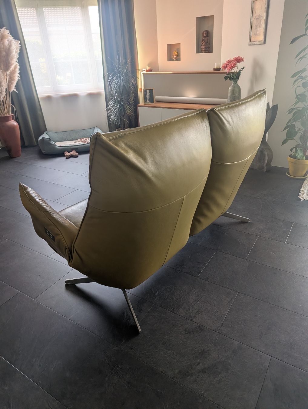 Koinor Divani: Koinor Recliner Sofa - Leather, Lightly Used. – Usato da Arni AG venduto da jes_w9zw 2