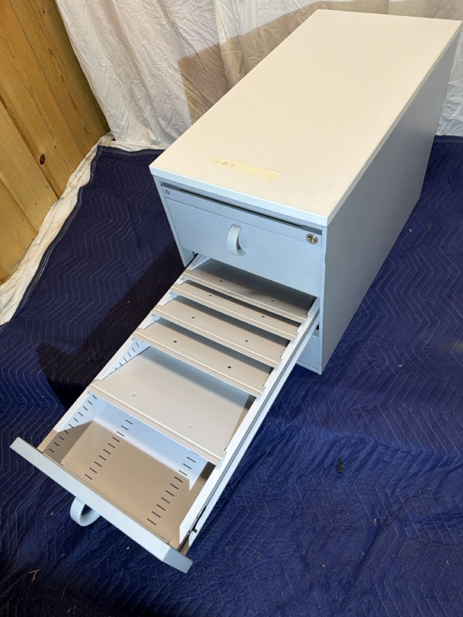 Lista Banconi: Lista Office Kopus abschliessbar #4 – Usato da Rehetobel venduto da ZM81 4