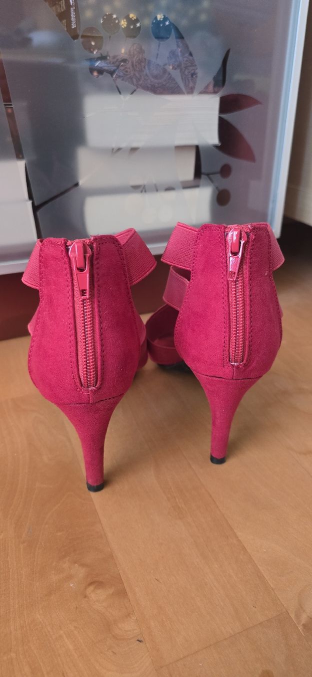 Graceland Scarpe da donna: High Heels – Usato da Schöftland venduto da Demndy 2