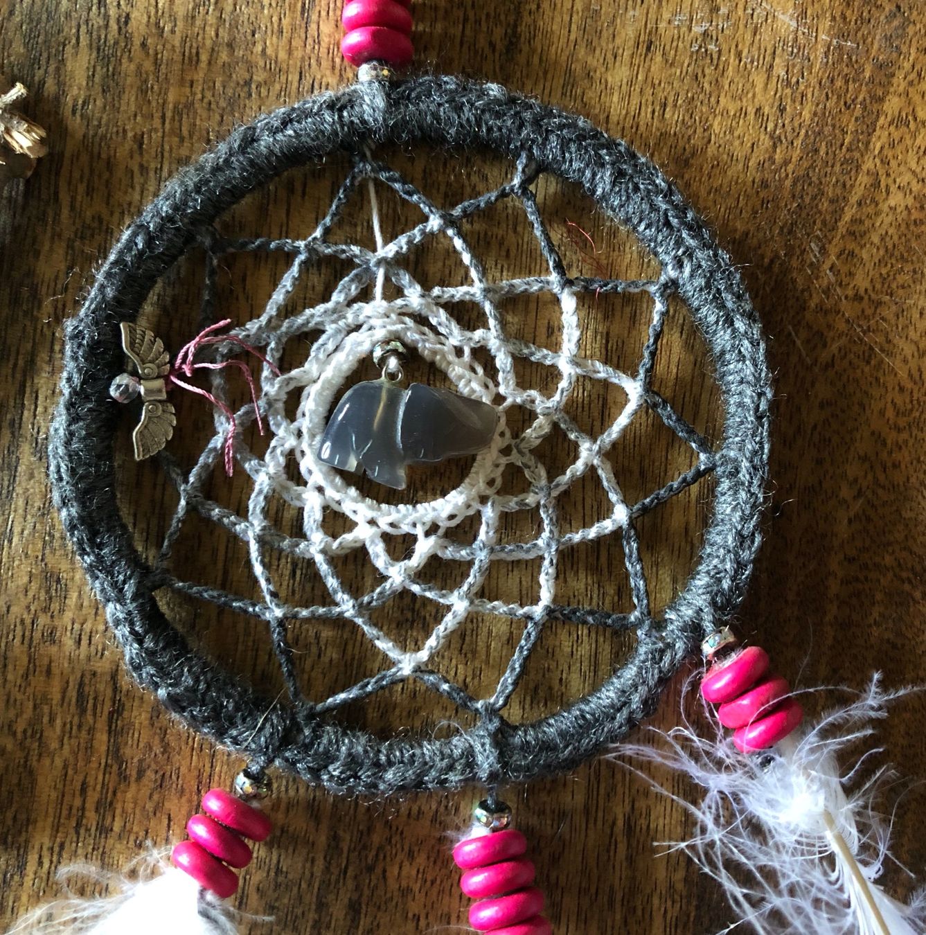 Alle Dekorationen: 2 Stk. handgemachte, kleine Traumfänger - Boho Geschenkidee – Neu und originalverpackt aus Ittenthal von Hwaggis 3