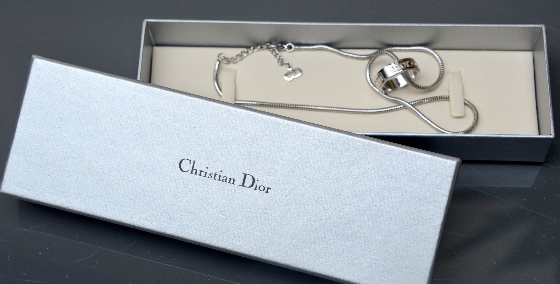 Dior Catenine: Halskette Ring Christian Dior collier  bague – Usato da Collonges venduto da Auganien 1