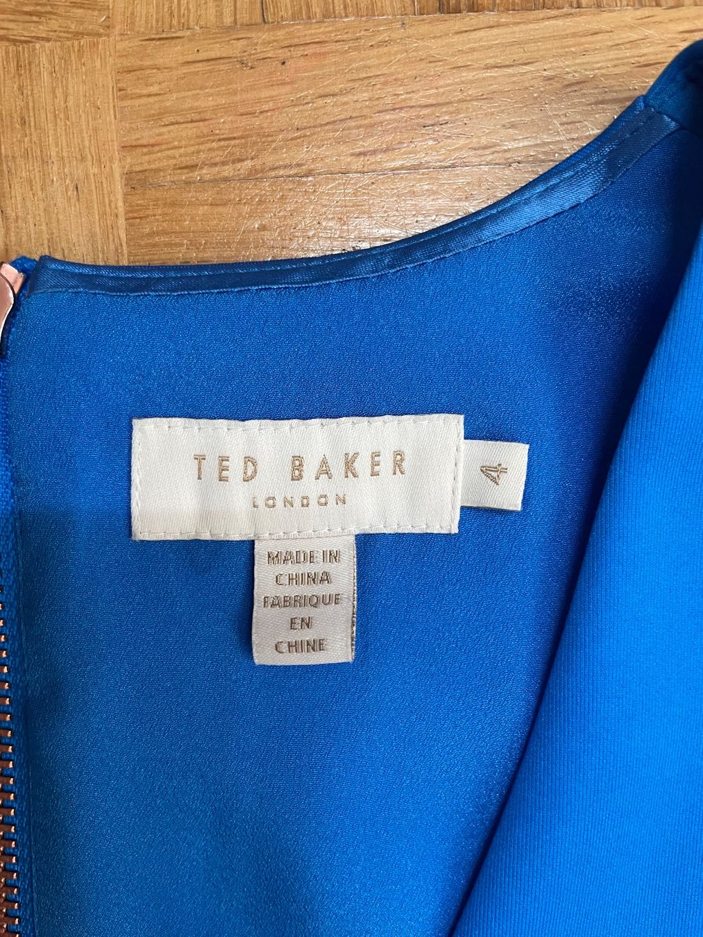 Vestiti: Ted Baker Gr 40 – Usato da Biel/Bienne venduto da philong 2