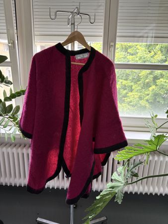 yves saint lauren cape pink 