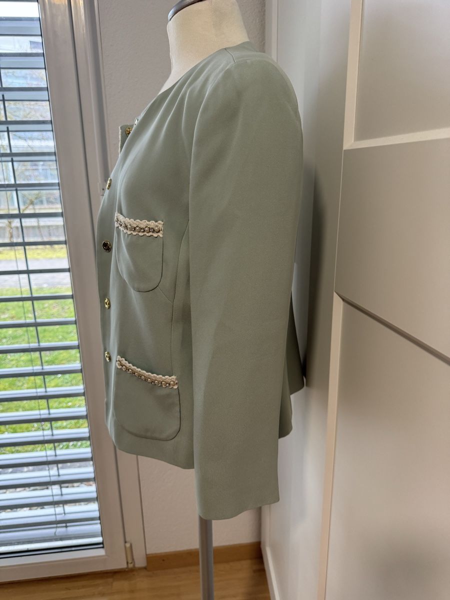 Jacken: Elegante Damen Jacke mit Perlen Gr. 36 – Neu (gemäss Beschreibung) aus Olten von bir_k96n 3