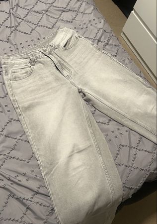 Damen Jeans hellgrau gerade geschnitten guter Zustand