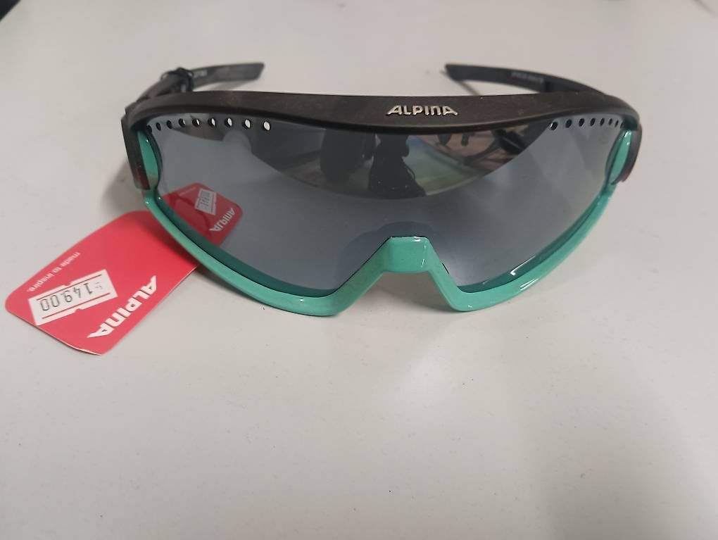 Attrezzatura da arrampicata: Alpina 5W1NG CM+ – Usato da Faido venduto da Manujp 1