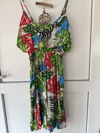 Robe d'été tropicale chic, taille M légère et colorée ☀️🌴