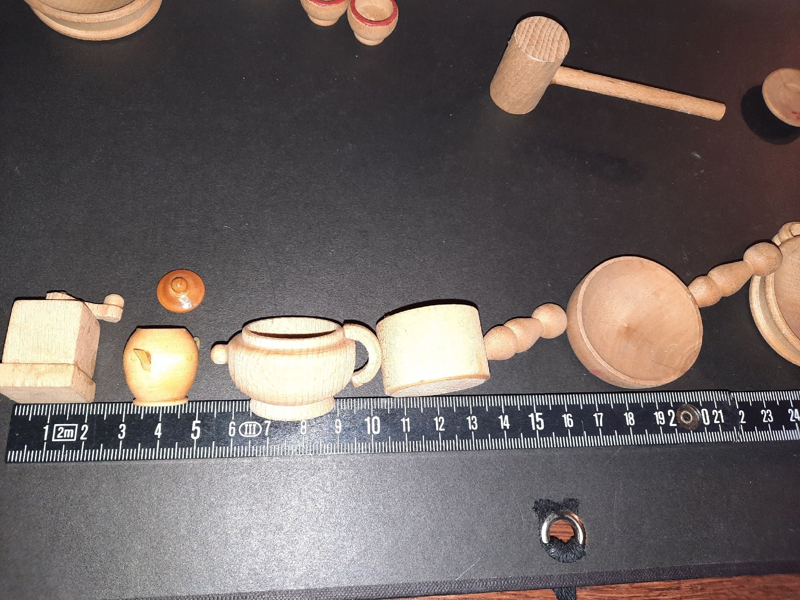 Case e mobili per bambole: arredi casa bambole in legno 29 pezzi – Usato da Biasca venduto da Old_6blh 5