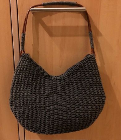 Sac à main tissé
