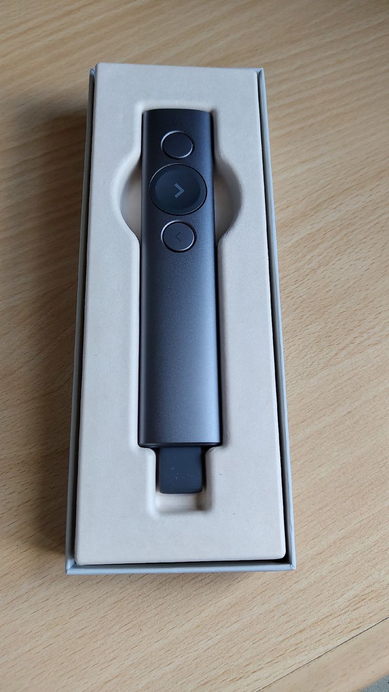 Logitech Fernbedienungen: Logitech Spotlight Presenter – Gebraucht aus Olten von Johanna316 6