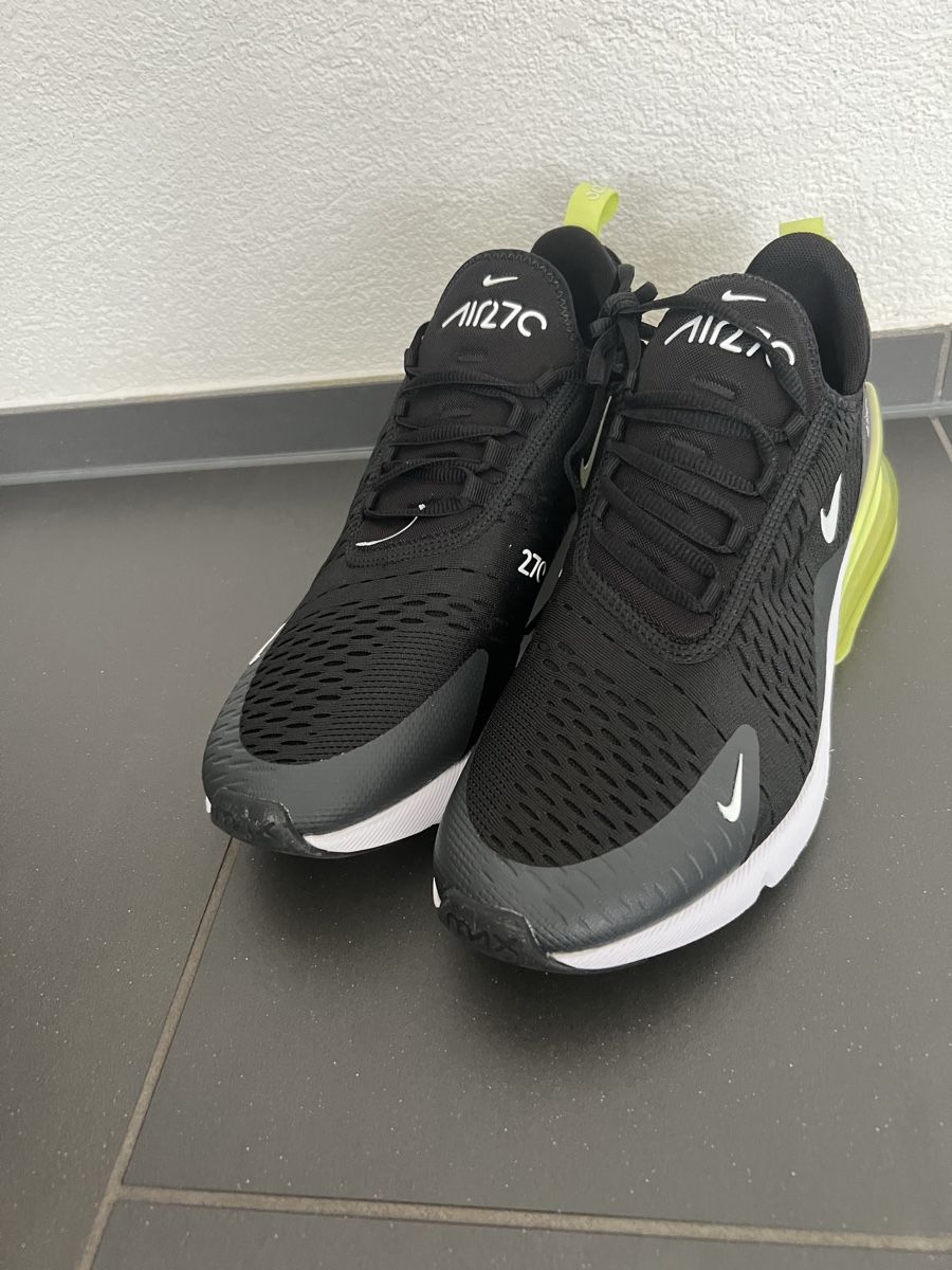 Nike Scarpe da uomo: Nike Air Max 270 – Nuovo e nell'imballaggio originale da Holziken venduto da 181281 3