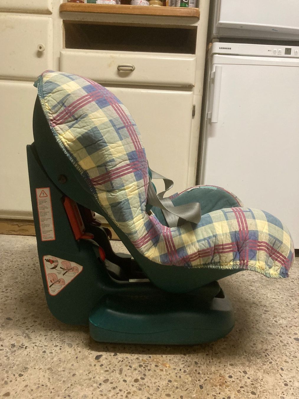 Britax Römer Auto-Kindersitze: Auto-Kindersitz Römer Maxi-Cosi – Gebraucht aus Basel von mat_q88p 2
