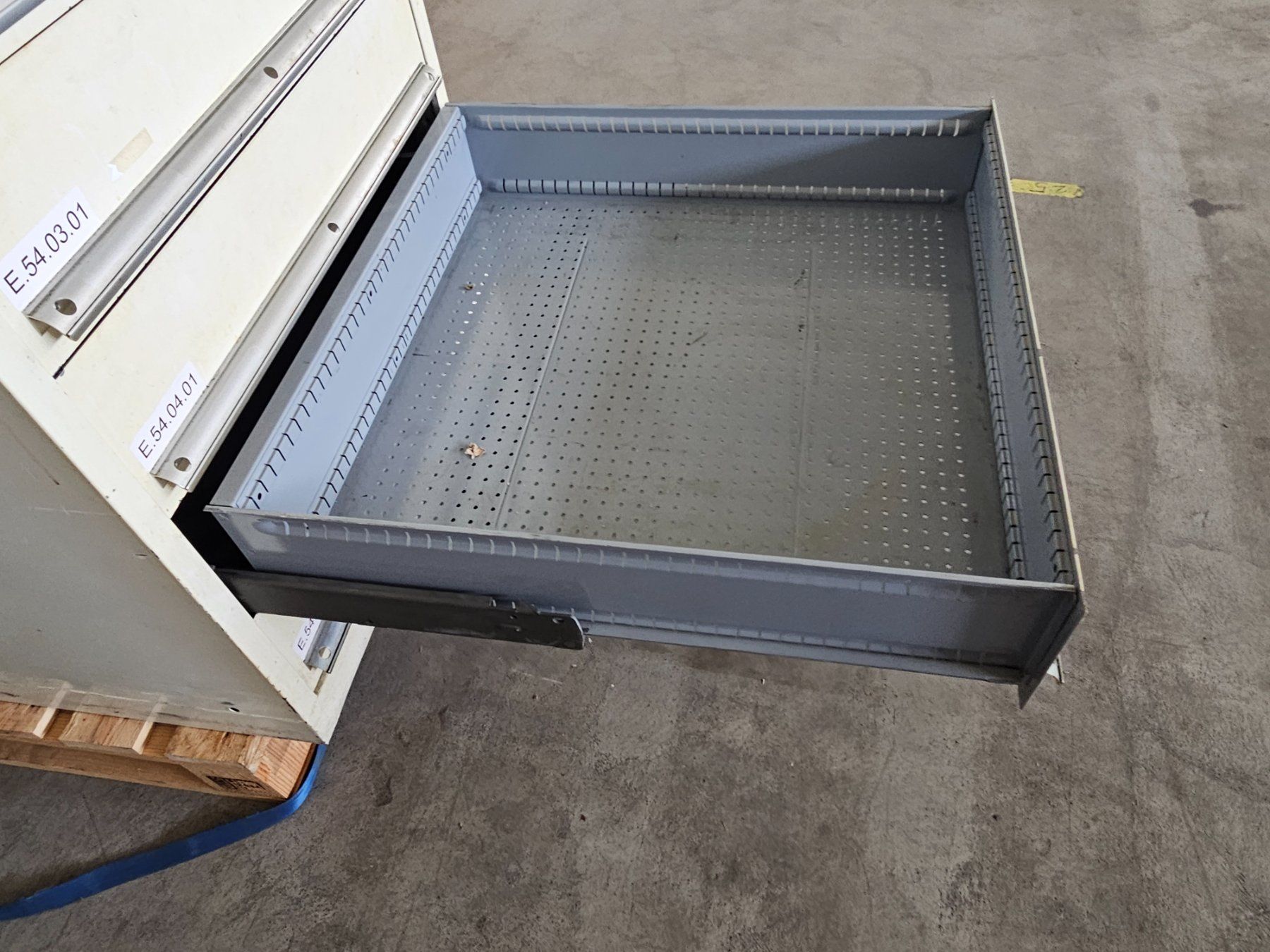 Armadi: Schubladenstock .... – Usato da Oberburg venduto da herkules69 2