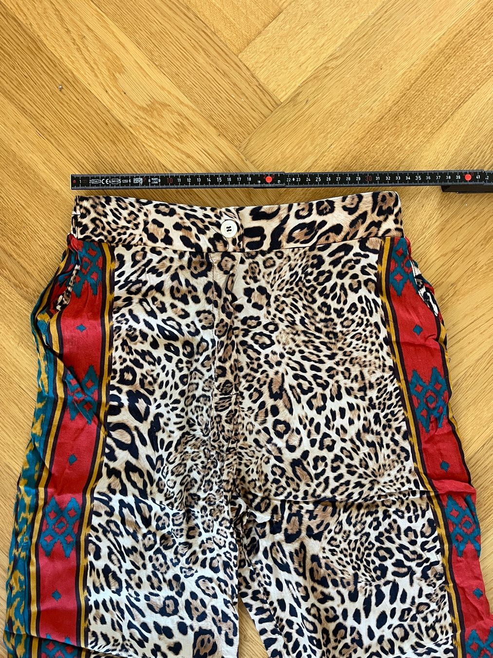 Lots de vêtements: Leoparden Set Hemd & Hose – D'occasion à Zürich par bretxo 9