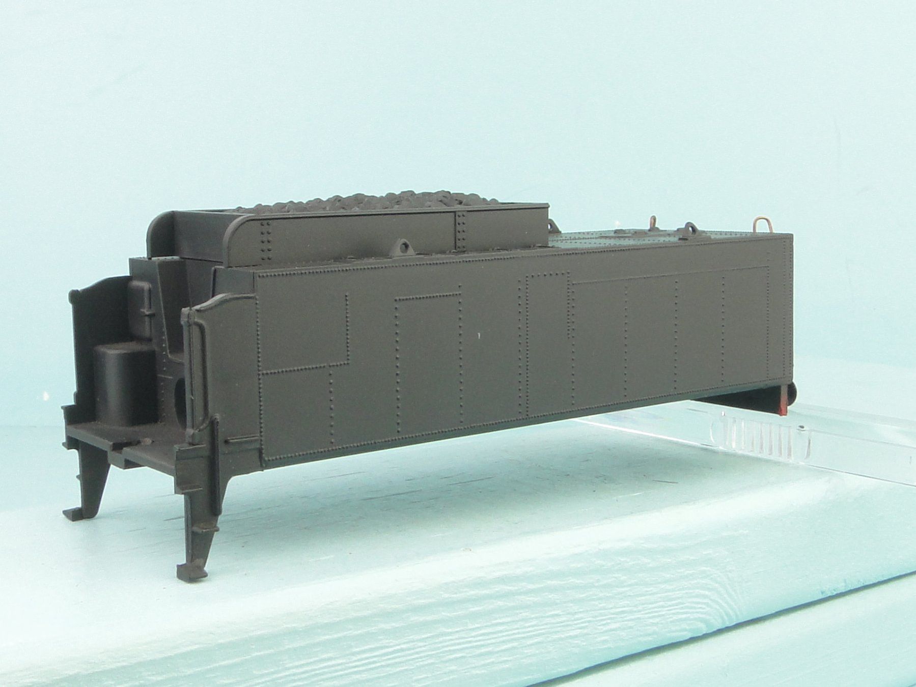 Rivarossi Modelleisenbahnen: Rivarossi FS BR 685 Tender Gehäuse – Gebraucht aus Bülach von cann11 1