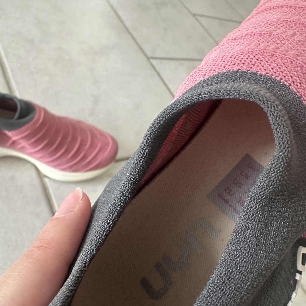 UYN Scarpe da donna: PINK BAREFOOT SNEAKERS 38 – Nuovo (secondo la descrizione) da Zofingen venduto da JumpInVintage 2