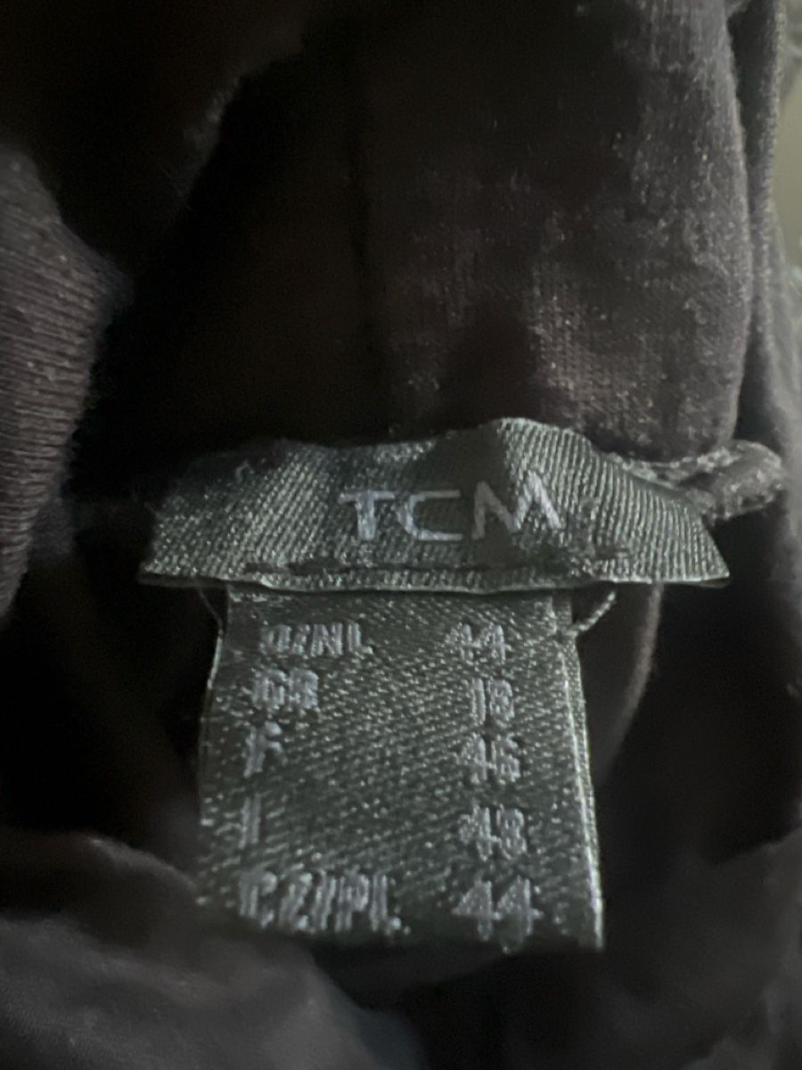 Maglioni & Felpe: Schwarzer Rollkragenpullover – Usato da Kreuzlingen venduto da Lore2000 1