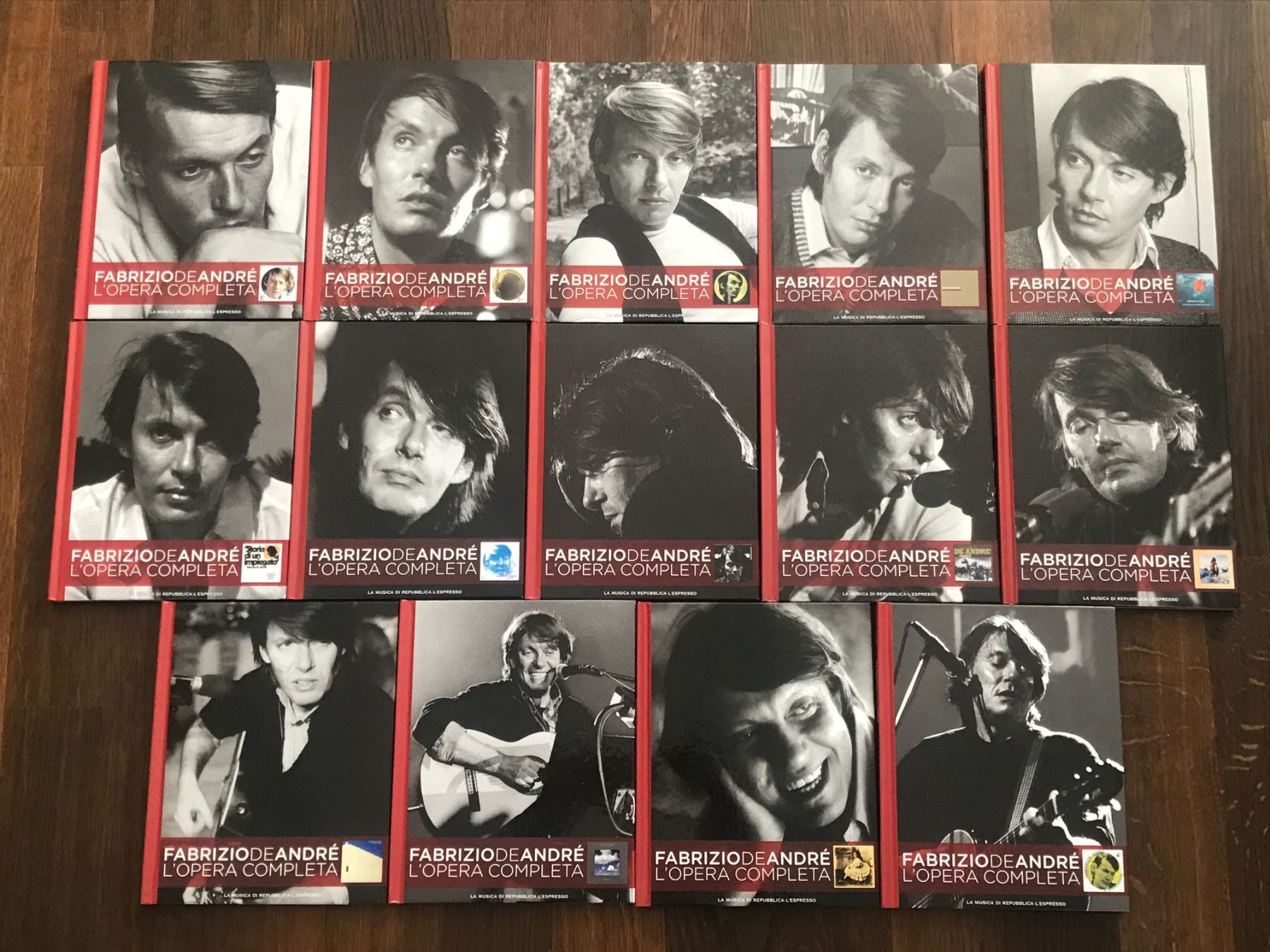 CD: FABRIZIO DE ANDRE - L'Opera Completa - 14CD + 1DVD Box - Top – Nuovo (secondo la descrizione) da Buchs AG venduto da Archie 4
