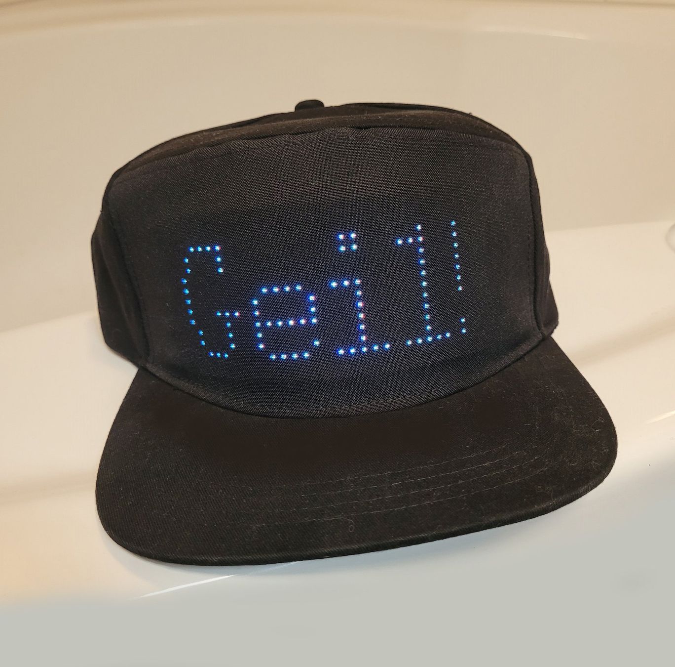 Copricapi, berretti & cappellini: Baseball-Cap mit Bildschirm, Top-Geschenk! – Usato da Cormagens venduto da Philzimmer 2