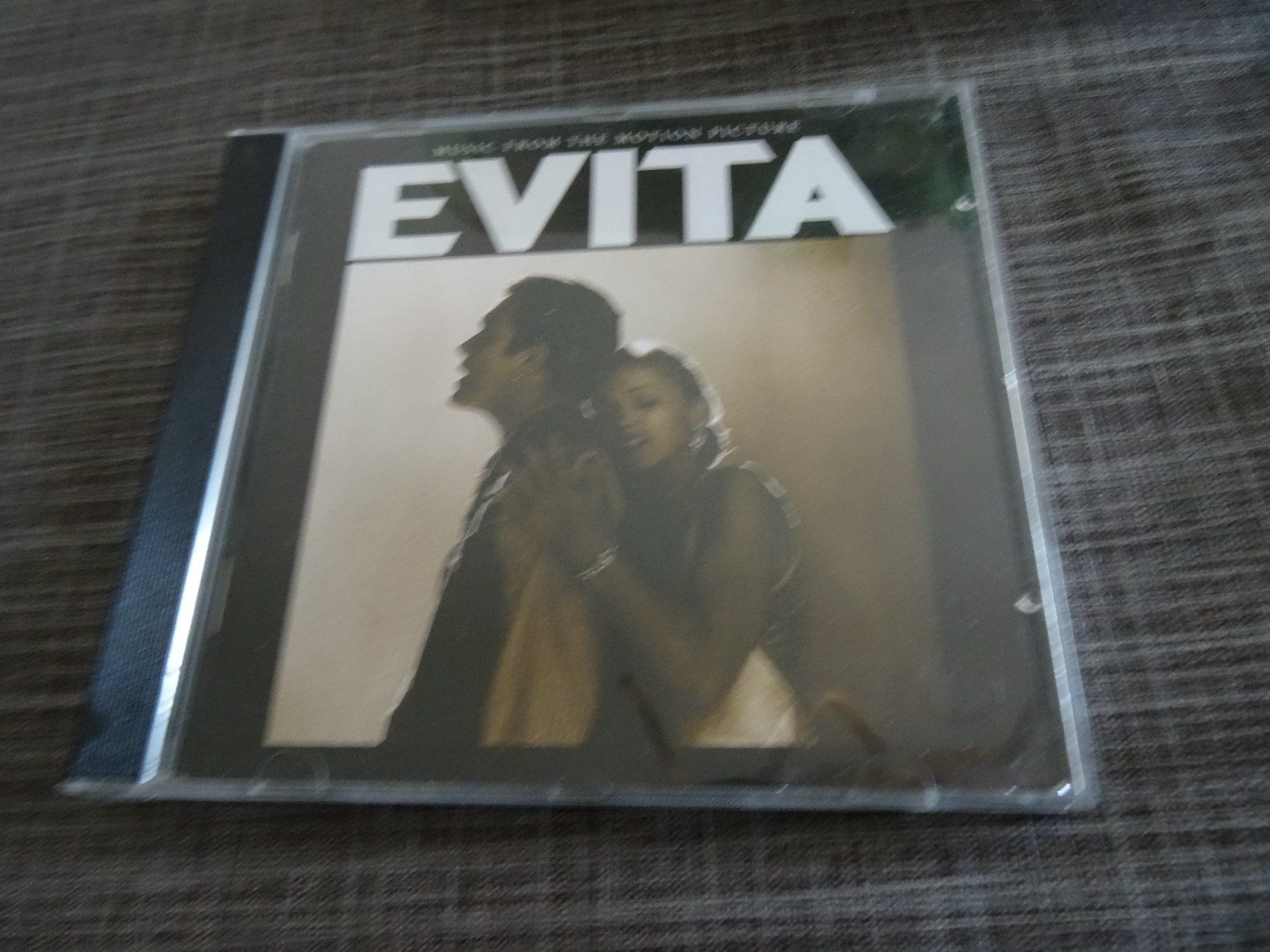 CD: Evita - Motion PIcture Soundtrack CD – Usato da Olten venduto da Disc-Ausverkauf