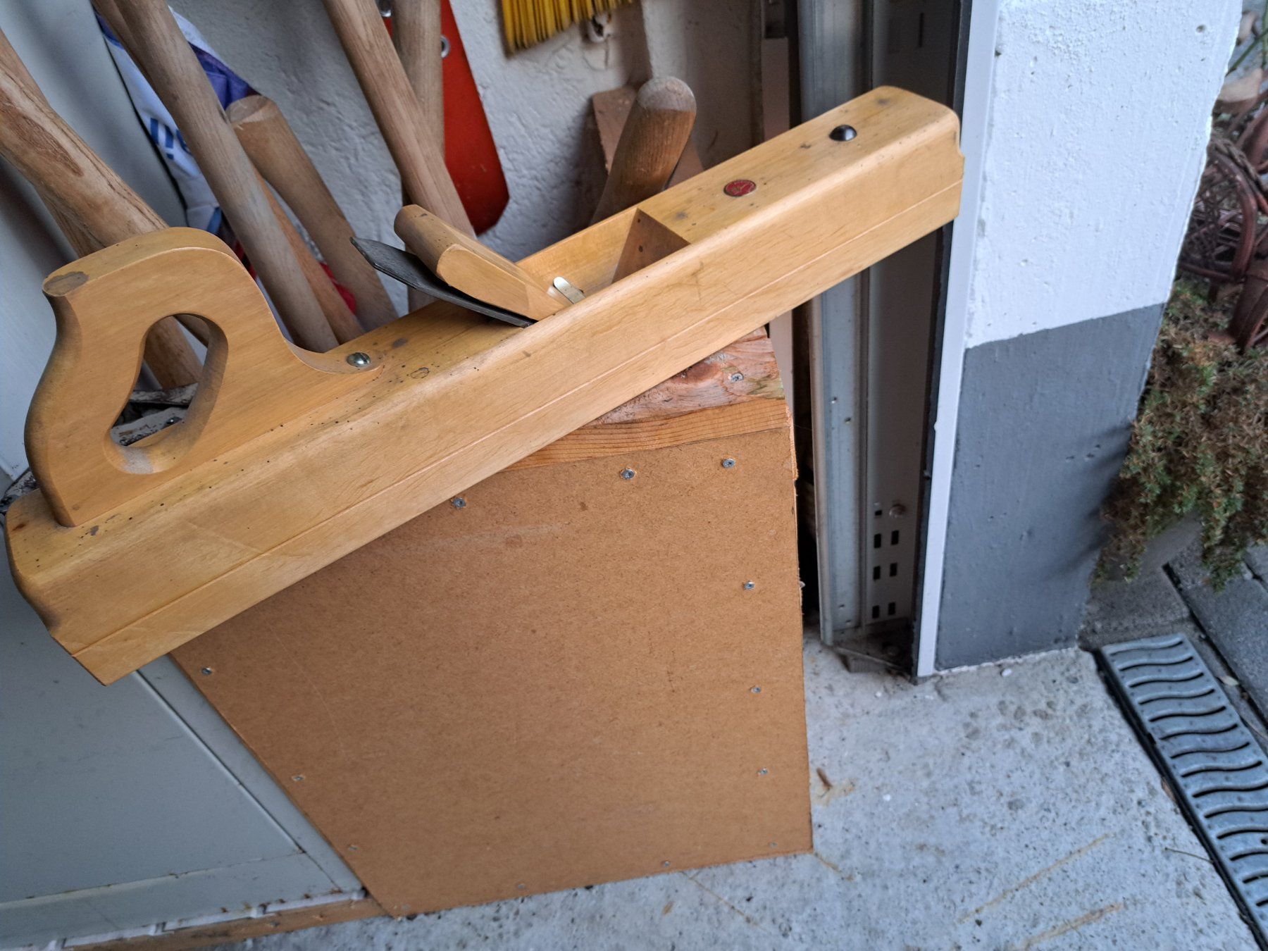Swiss Tutti gli attrezzi: grosser handhobel – Usato da Benzenschwil venduto da 007tinu
