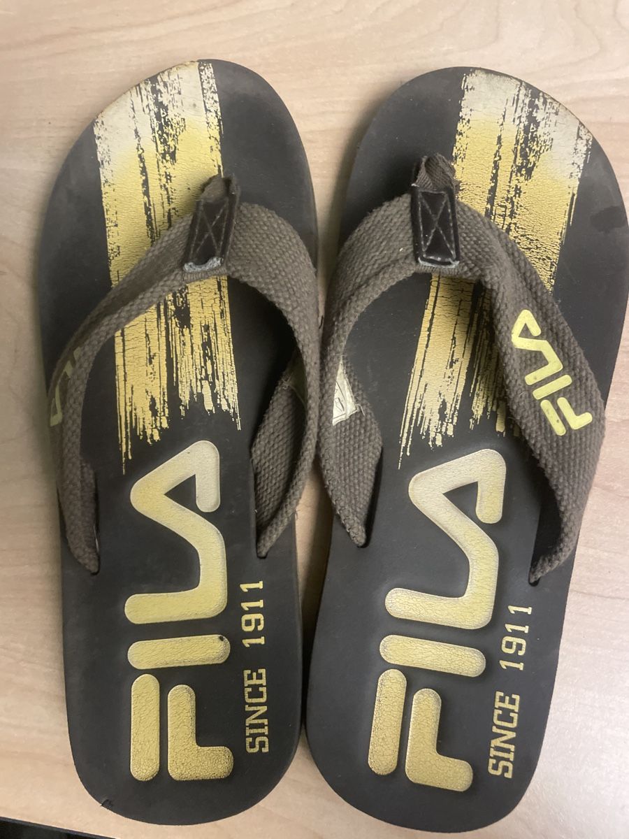 Fila Scarpe da uomo: Fila Flip Flops, Top Zustand, braun, Gr.41 – Usato da Obergerlafingen venduto da cabo4