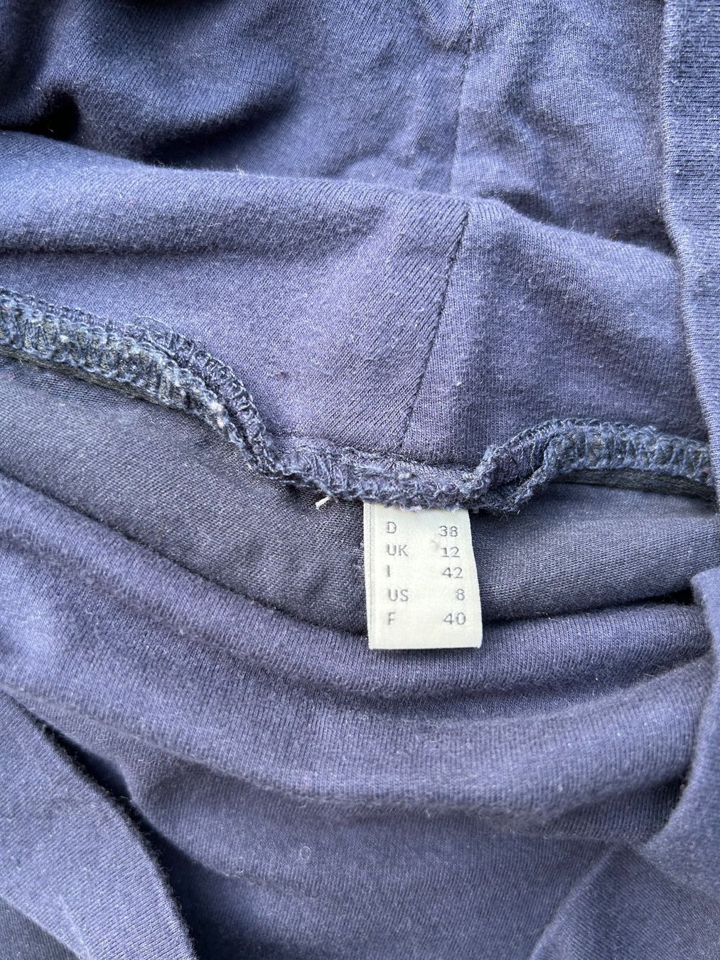 Esprit Jeans: Umstandsmode Hosen – Usato da Buchrain venduto da mangotree123 1